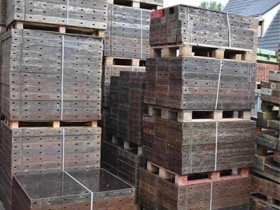 54 m² Paschal Raster H 125 cm, Schalhaut neu
