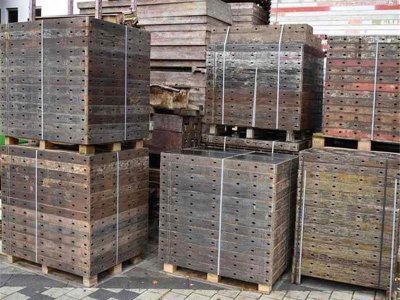 60 m² Paschal Raster H 125 cm, Schalhaut neu