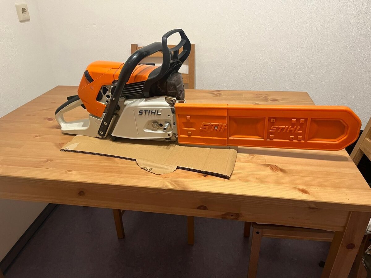 Stihl MS 441 Motorsäge mit 45 cm Schwert