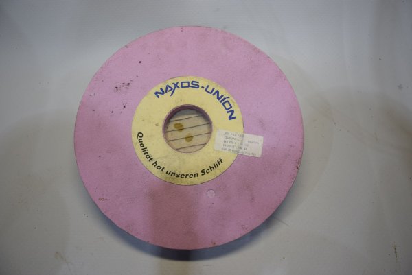 Naxos EK-Edelkorund-rosa
