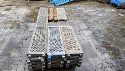 Layher Blitz Gerüst 1,09m breit, ca. 160 m²