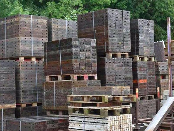 63 m² Paschal Raster H 125 cm, Schalhaut neu